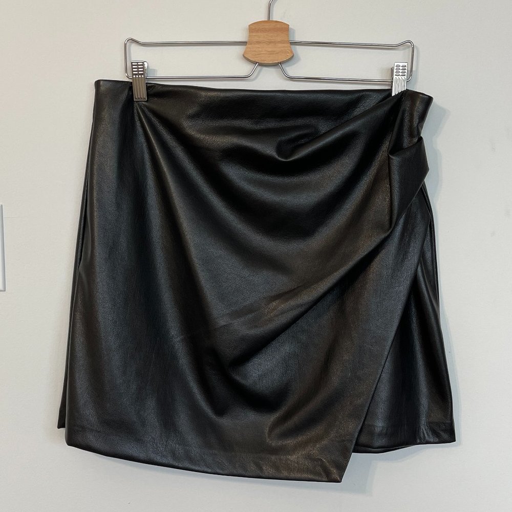 Aritzia Wilfred Angie Skirt